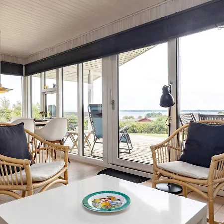6 Person Holiday In Ebberup * Helnaes By